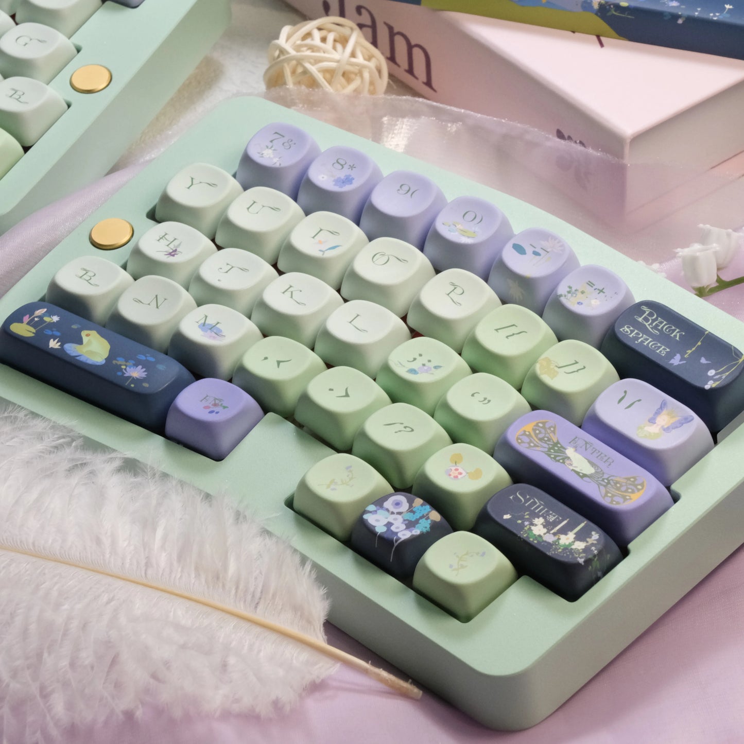 Ophelia's Whisper Keycap Set
